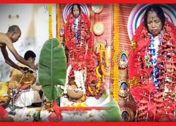 বাড়ির বউকে পুজো করা হয় কালীরূপে, নারীকে অবহেলা নয়! শক্তিরূপে সম্মান জানানো নিয়ম