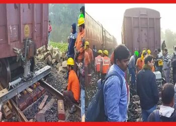Train Accident: কালনায় লাইনচ্যুত মালগাড়ি, রক্ষণাবেক্ষণের জন্যে বাতিল একাধিক লোকাল ট্রেন