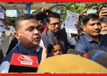 Suvendu Adhikari: ‘কেন্দ্রীয় অর্থ নয়ছয় করা হচ্ছে’.. নবান্নের সামনে খতিয়ান তুলে ধরলেন শুভেন্দু