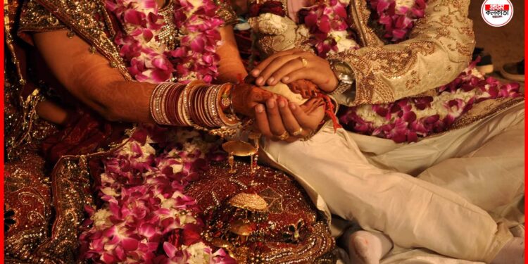 Bihar Weird Wedding: শাশুড়ির প্রেমে হাবুডুবু খাচ্ছিল জামাই, ফষ্টিনষ্টি ধরা পড়তেই শ্বশুর যা করল
