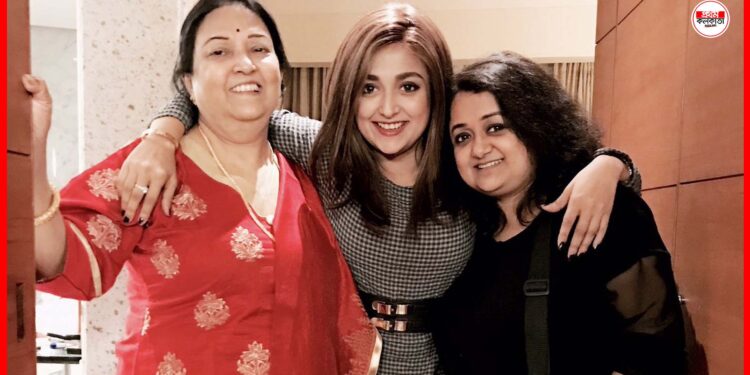 Monali Thakur: তারাদের দেশে মোনালির মা, স্বামীকে কেন দেখা যায় না?