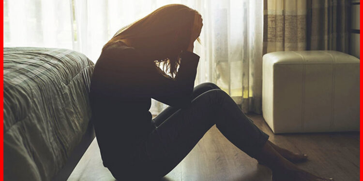 Depression: সারাদিন মন খারাপ ? ডিপ্রেশন কমানোর উপায় জানুন