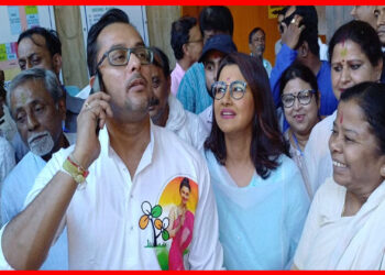 Rachna Banerjee: রচনার পাশে পাশে ঘুরছেন স্বামী, সাংসদ হওয়ার পর এক্সট্রা কেয়ার ?
