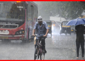 Weather update: মঙ্গল থেকে বৃষ্টি বাড়বে দক্ষিণবঙ্গে, সঙ্গে দমকা ঝোড়ো হাওয়া
