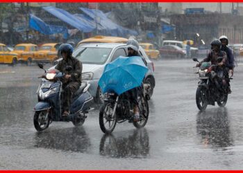 Weather update: আজও বজ্রবিদ্যুৎ সহ বৃষ্টির পূর্বাভাস দক্ষিনবঙ্গে, বর্ষা বাড়াল আরও অপেক্ষা!