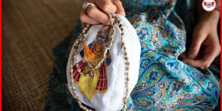 Tulsi Mala: বিজ্ঞানও বলছে তুলসী মালায় রয়েছে উপকার, কেন বাড়ির সামনে লাগানো হয় তুলসি গাছ ?