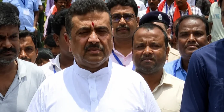 Journalist Attack West Bengal: Suvendu Adhikari addresses media over alleged Jamaat and separatist links behind violence