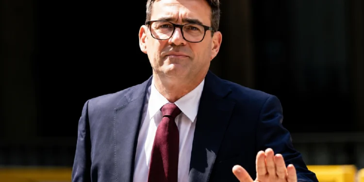 Andy Burnham Promises: Newly elected Labour Party leader Andy Burnham addresses supporters after becoming the next UK Prime Minister, outlining his five major promises for political reform, economic growth, housing, public services, and regional development.