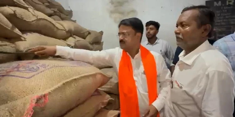 Guma Ration Irregularities investigation as West Bengal Food Minister Ashok Kirtania conducts a surprise raid on a ration dealer's warehouse in North 24 Parganas.