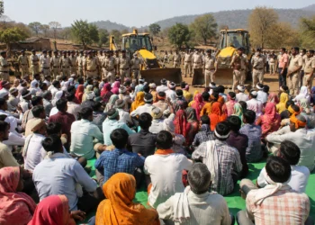 Ken Betwa Link Project Protest site cleared by police after a 15-day demonstration in Madhya Pradesh