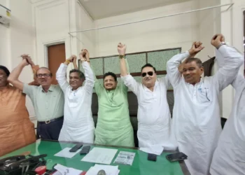 Madan Mitra Abhishek Banerjee Statement highlighting Madan Mitra's remarks on party leadership, organisational issues, and his decision to resign from party posts