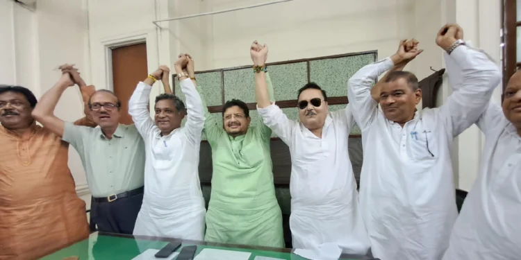Madan Mitra Abhishek Banerjee Statement highlighting Madan Mitra's remarks on party leadership, organisational issues, and his decision to resign from party posts
