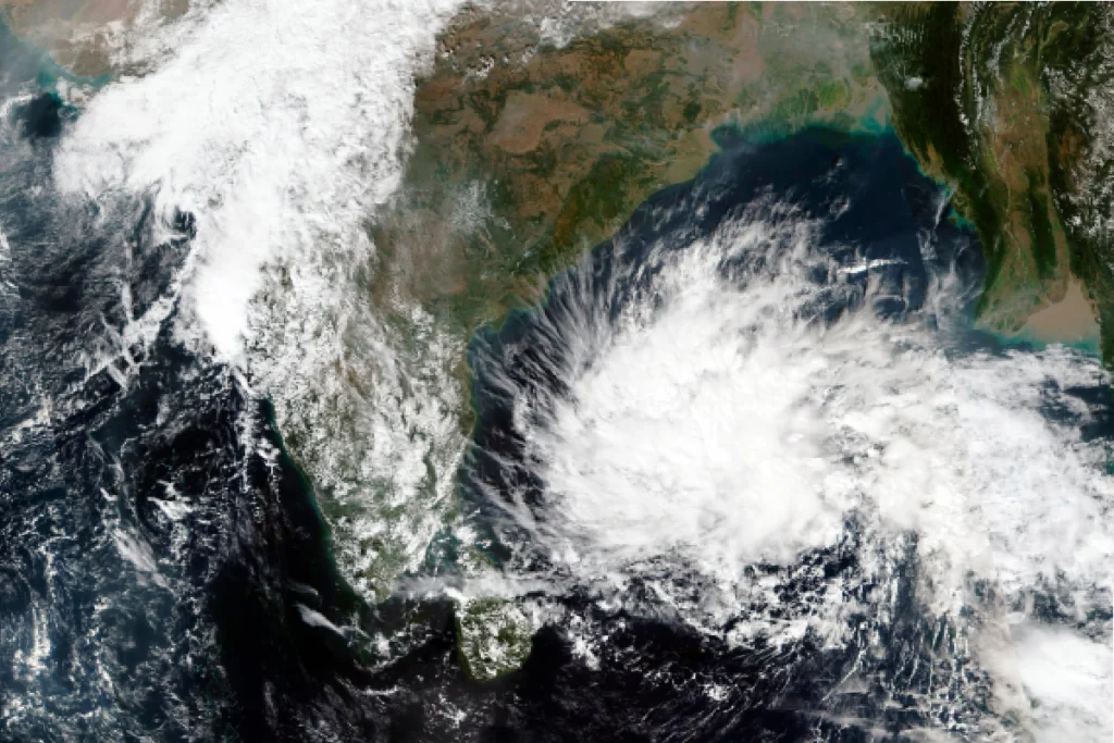 South Bengal Weather: Low pressure over Bay of Bengal bringing heavy rain and thunderstorm across West Bengal