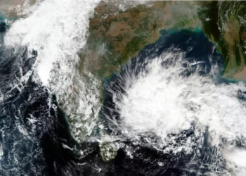 South Bengal Weather: Low pressure over Bay of Bengal bringing heavy rain and thunderstorm across West Bengal