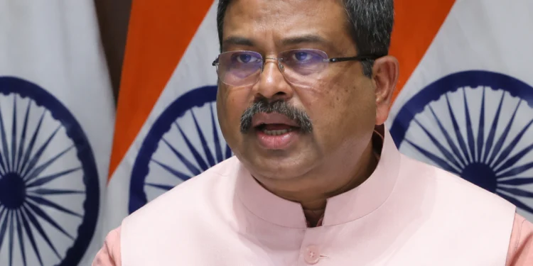 পদত্যাগ করলেন কেন্দ্রীয় শিক্ষামন্ত্রী ধর্মেন্দ্র প্রধান! পড়ুয়াদের আন্দোলনে বড় জয়