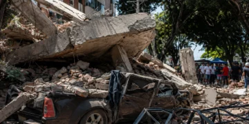 Colombia Earthquake rescue operation after massive 7.4 magnitude tremor