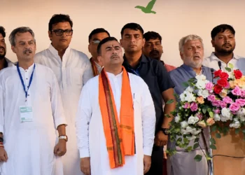 Har Ghar Tiranga Rally led by Shuvendu Adhikari with supporters carrying the Indian national flag during a patriotic march in West Bengal.