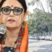 Illegal Parking Kolkata: Vehicles parked along a busy Kolkata roadside as authorities announce stricter parking rules, higher fines for illegal parking, and a smart parking management system.