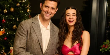 Hrithik Roshan Saba Azad Relationship showing a visual representation of growing distance between the Bollywood couple
