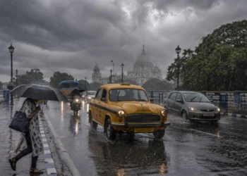 South Bengal Weather forecast as deep depression brings heavy to very heavy rain